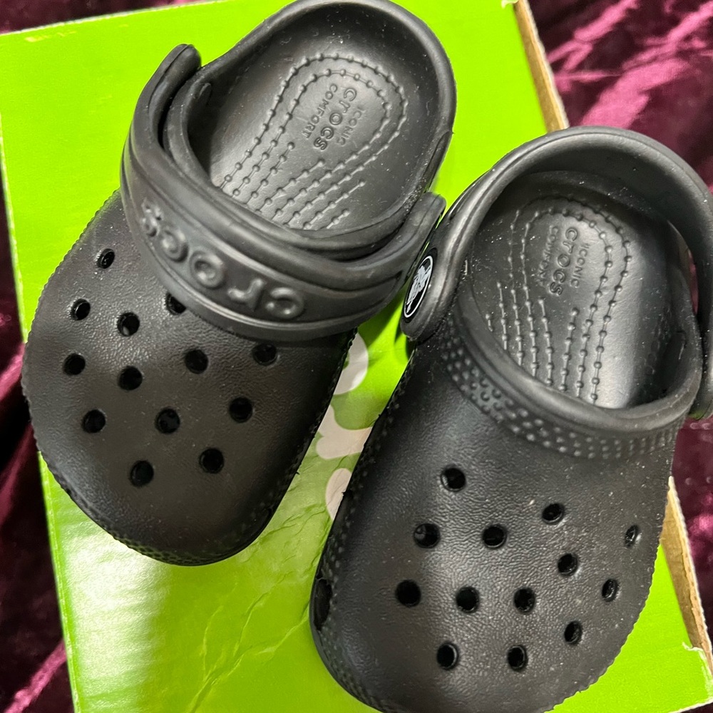 Baby Crocs Size 4! BLACK!